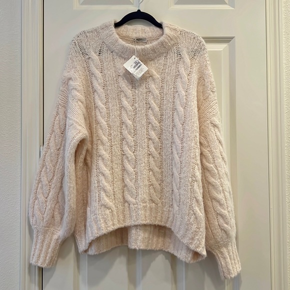 Brunello Cucinelli Sweaters - LAST CHANCE ✨ Brunello Cucinelli wool alpaca knit sweater